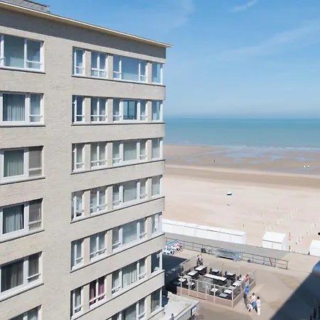 Lejlighed Huswell - With Sideways Sea View In